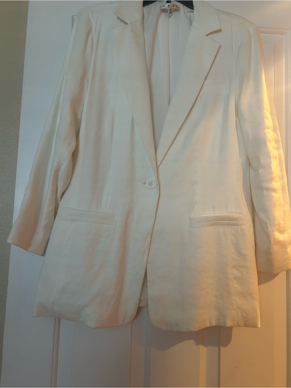 CAbi Cream Single-Button Tailored Blazer